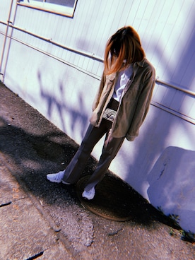 「adidas Originals（アディダスオリジナルス）の【adidas Originals】ADIDASFALCON W DB3357（スニーカー、ホワイト系）」を使った、aaa!さん（レディース・158cm）の冬コーディネート