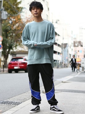 「improves（インプローブス）のアイテム（スウェット）」を使った、improves_officialさん（メンズ・178cm）の冬コーディネート
