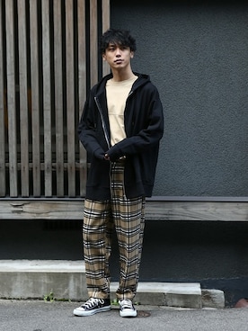 「improves（インプローブス）のアイテム（パーカー）」を使った、improves_officialさん（メンズ・178cm）の冬コーディネート