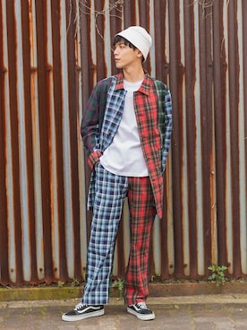 「improves（インプローブス）のアイテム（ステンカラーコート）」を使った、improves_officialさん（メンズ・178cm）の春コーディネート