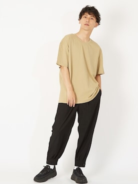 「improves（インプローブス）のアイテム（スラックス）」を使った、improves_officialさん（メンズ・178cm）の夏コーディネート