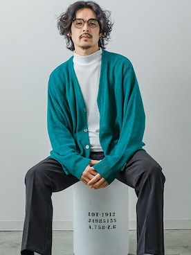 「improves（インプローブス）のアイテム（スラックス）」を使った、improves_officialさん（メンズ・175cm）の冬コーディネート