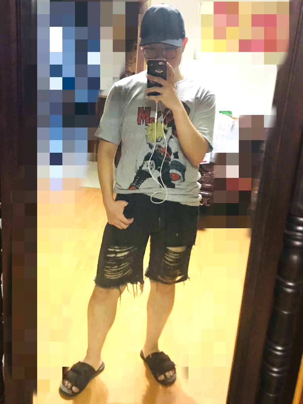 「FOREVER 21のアイテム（カーゴパンツ、ブラック系）」を使った、adonis贝贝さん（メンズ・168cm）の秋コーディネートの1枚目の写真