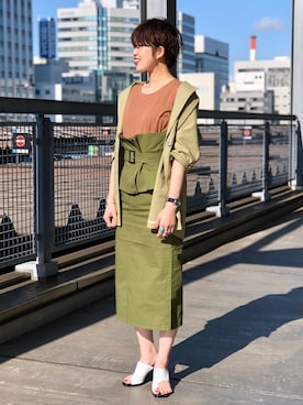 「コルセット」｜「アイテム（ジャケット/アウター）」を使った、CHIHIROさん（レディース・161cm）の春コーディネート