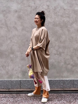 「サテンパンツ」｜「アイテム（スカート）」を使った、CHIHIROさん（レディース・161cm）の春コーディネート