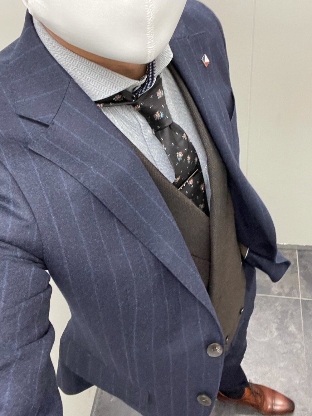 美品✨メンズ SUIT SELECT スーツ セットアップ ３ピース グレー 新品 