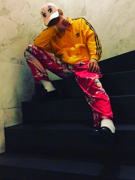 「アイテム（ジャージ）」を使った、SAEYANGさん（メンズ・175cm・10代）の冬コーディネート
