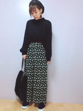 ハンチング ベレー帽を使った 花柄ワイドパンツ の人気ファッションコーディネート Wear