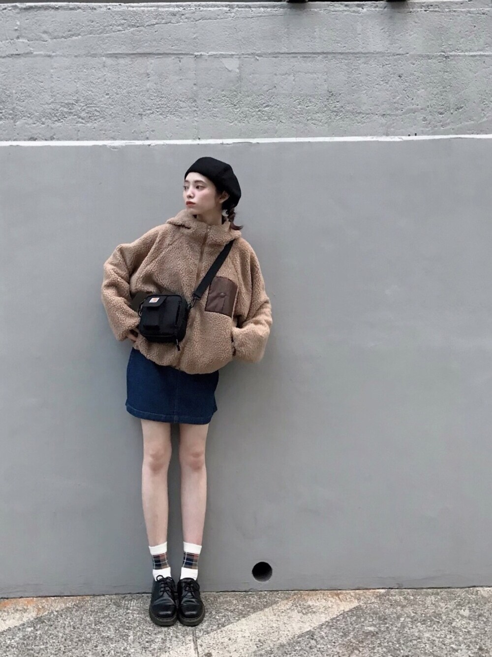 「アドレセンス、adolescence」｜「Dr. MartensのDr.Martens / 1461 59 3EYESHOE_mtn（ドレスシューズ、ブラック系）」を使った、橋下美好さん（レディース・158cm）の夏コーディネートの1枚目の写真