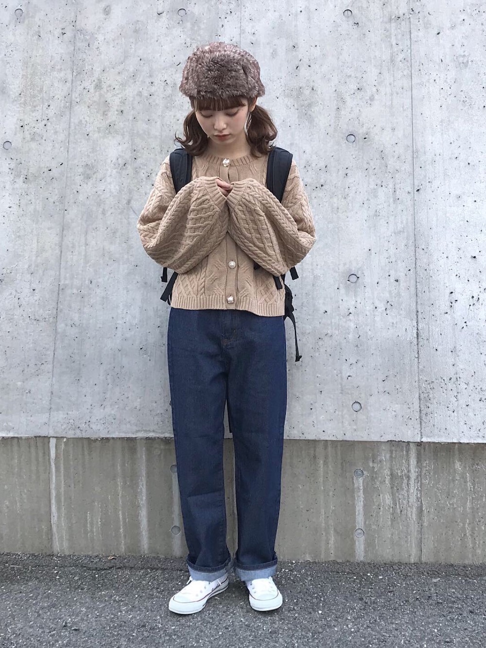 「アドレセンス、adolescence」｜「niko and...のオリジナルフェイクファーロシア帽（ハット、ブラウン系）」を使った、橋下美好さん（レディース・158cm）の秋コーディネートの1枚目の写真