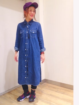 「LEE」｜「アイテム（シャツワンピース）」を使った、tachanさん（レディース・166cm）の秋コーディネート