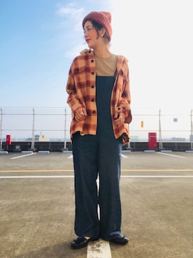 「Right-on（ライトオン）のアイテム（サロペット/オーバーオール）」を使った、tachanさん（レディース・166cm）の秋コーディネート