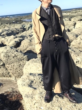 「NEONSIGN（ネオンサイン）のアイテム（トレンチコート）」を使った、ふみさん（メンズ・167cm）の秋コーディネート