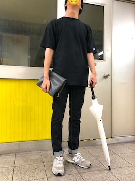 「BASECONTROL（ベースコントロール）のアイテム（バッグ）」を使った、くろぶちさん（メンズ・182cm）の夏コーディネート