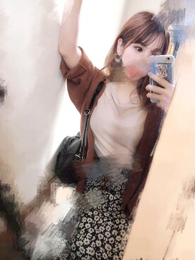「WEGO（ウィゴー）のアイテム（Tシャツ/カットソー、ベージュ系）」を使った、minoriさん（レディース・152cm）の秋コーディネート