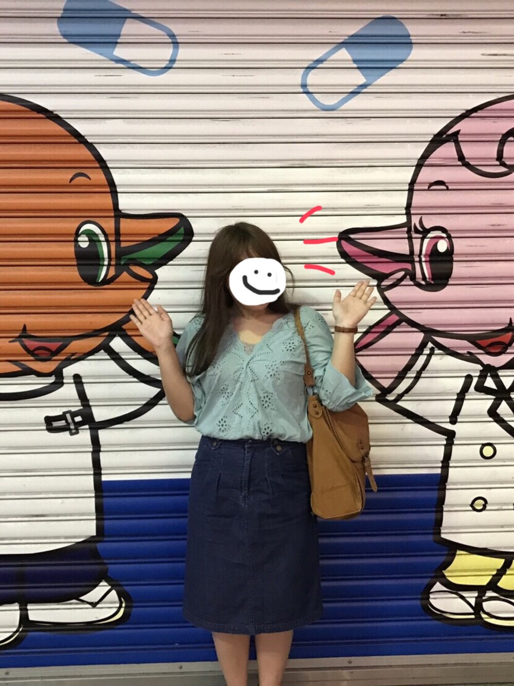 「ぽっちゃり、てゆーかでぶです、休日スタイル、ラファコーデ、スカラップブラウス、デニムスカート、オリビアバートン、厚底サンダル、銀座、これでも銀座」｜「LOWRYS FARMのレーススカラップブラウス　758545 （シャツ/ブラウス、ブルー系）」を使った、むむむさん（レディース・153cm）の夏コーディネートの1枚目の写真