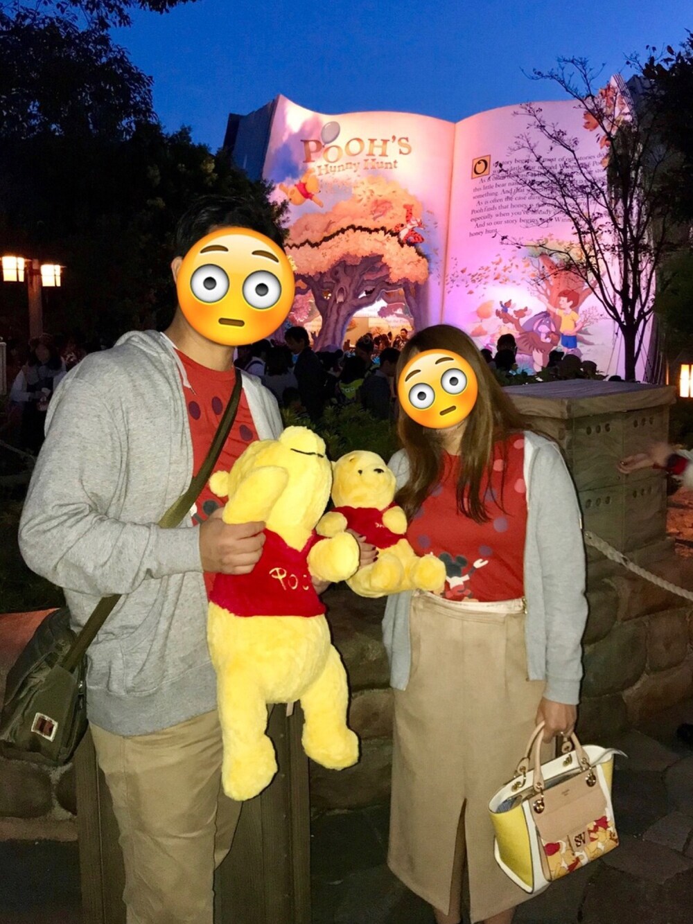 「ぽっちゃり、ラファコーデ、リンクコーデ、夫婦コーデ、ぷーさん、スニーカー、UNIQLO、omekashi、Samantha Vega」｜「UNIQLOのミッキー アート グラフィックT（ジェフ・マクフェトリッジ・半袖）（Tシャツ/カットソー、オレンジ系）」を使った、むむむさん（レディース・153cm）の秋コーディネートの1枚目の写真