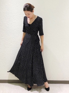 「スエット」｜「アイテム（パンプス）」を使った、RINO ISHIIさん（レディース・154cm）の秋コーディネート