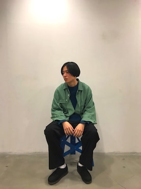 「THEE（シー）のアイテム（スラックス）」を使った、Chikaraさん（メンズ・180cm）の冬コーディネート