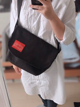 「Manhattan Portage（マンハッタンポーテージ）の【Manhattan Portage】■MP Casual Messenger Bag（ショルダーバッグ、ブラック系）」を使った、miruさん（レディース・155cm）の夏コーディネート