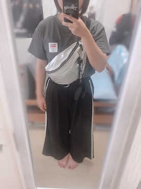 「niko and...（ニコアンド）のアイテム（ショルダーバッグ、シルバー系）」を使った、miruさん（レディース・155cm）の夏コーディネート