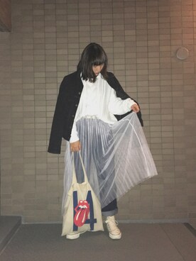 「H&M（エイチ・アンド・エム）のアイテム（ニット/セーター、ホワイト系）」を使った、さいとぅーさん（レディース・153cm）の冬コーディネート