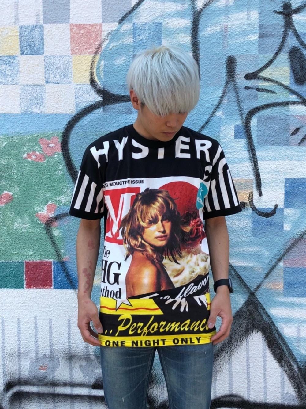 「Tシャツ、大人カジュアル、ヒステリックグラマー、白髪、初春におすすめ」｜「HYSTERIC GLAMOURのTRUE FLAVOR SCRATCH プリント ビッグTシャツ（Tシャツ/カットソー、その他）」を使った、らいさん（メンズ・166cm）の春コーディネートの1枚目の写真