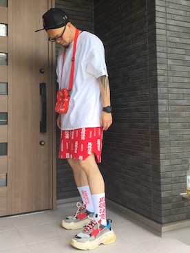 「BlackEyePatch（ブラックアイパッチ）のアイテム（キャップ）」を使った、コチコチさん（メンズ・171cm）の夏コーディネート
