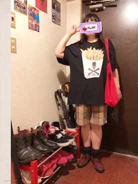 「GOODENOUGH（グッドイナフ）のアイテム」を使った、奈々さん（レディース・162cm）の夏コーディネート
