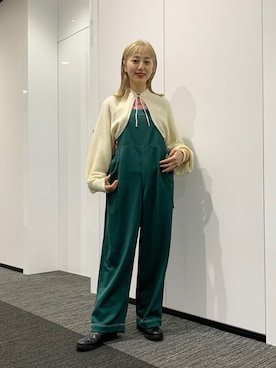 「アイテム（サロペット/オーバーオール）」を使った、ハルカ   カワエさん（レディース・161cm）の冬コーディネート
