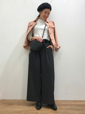 「アイテム（デニムジャケット、ピンク系）」を使った、groveさん（レディース・161cm）の春コーディネート