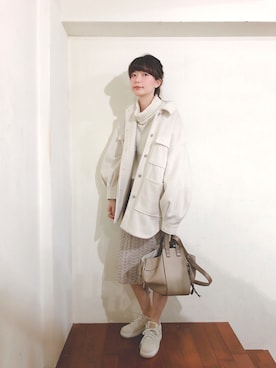 「LOEWE」｜「アイテム（その他アウター）」を使った、Royka*さん（レディース・170cm）の冬コーディネート