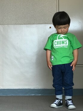 「CHUMS（チャムス）のアイテム（トップス）」を使った、あぢゃさん（キッズ・80cm）の春コーディネート