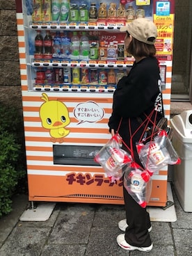 「LMCのアイテム（スウェット）」を使った、moomiさん（レディース・156cm）の冬コーディネート
