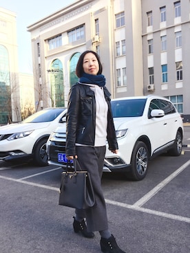 「Le Saundaのアイテム」を使った、春日桑拓さん（レディース・170cm）の春コーディネート