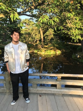 「CONVERSE TOKYO（コンバーストウキョウ）のアイテム（パンツ）」を使った、morioさん（メンズ・166cm）の秋コーディネート