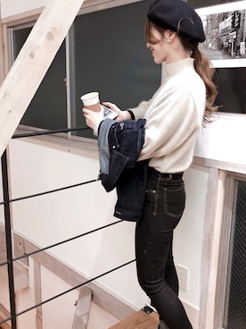 「niko and...（ニコアンド）のオリジナルBカラーベレー【niko and ...】（ハンチング/ベレー帽、ブラック系）」を使った、minamiさん（レディース・156cm）の秋コーディネート