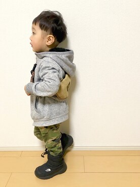 「F.O.KIDS（エフオーキッズ）のアイテム（バッグ）」を使った、ZETTOさん（キッズ・90cm）の冬コーディネート