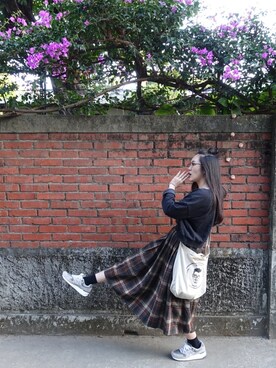 LIさんのコーディネート