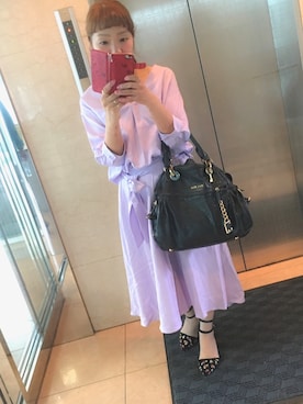「earth music&ecology（アースミュージックアンドエコロジー）のアイテム（シャツ/ブラウス、パープル系）」を使った、yukariさん（レディース・153cm）の夏コーディネート