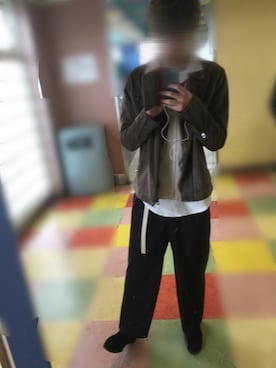「RAGEBLUE（レイジブルー）のアイテム（スリッポン）」を使った、Takúhõ∞さん（メンズ・180cm）の秋コーディネート