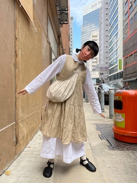 「GU（ジーユー）のアイテム（ワンピース、ベージュ系）」を使った、funnyさん（レディース・160cm）の冬コーディネート