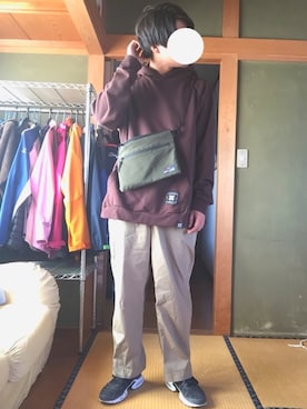 「KRIFF MAYER（クリフメイヤー）のアイテム（バッグ）」を使った、おおはしさん（メンズ・173cm）の秋コーディネート