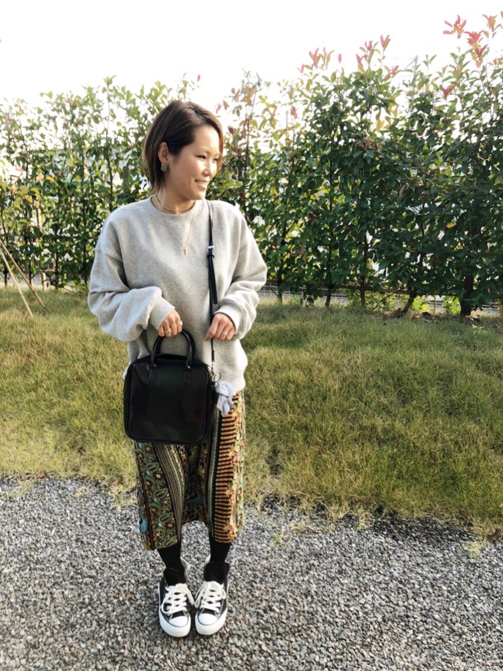 未使用　タグ付きUngrid エンブロイダリーサテンガウン　刺繍が可愛い 未使用 タグ付きUngrid エンブロイダリーサテンガウン 刺繍が可愛い