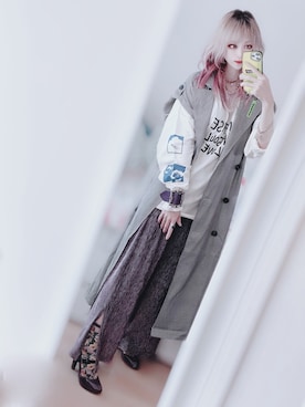 「アイテム（バングル/リストバンド、パープル系）」を使った、砂漠さん（レディース・154cm）の秋コーディネート