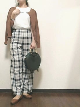「ラウンドバッグ」｜「アイテム（アクセサリー）」を使った、puki*さん（レディース・157cm）の秋コーディネート