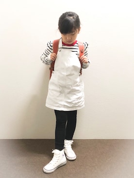 「アイテム（ジャンパースカート、ホワイト系）」を使った、Manatsuさん（キッズ・120cm）の秋コーディネート