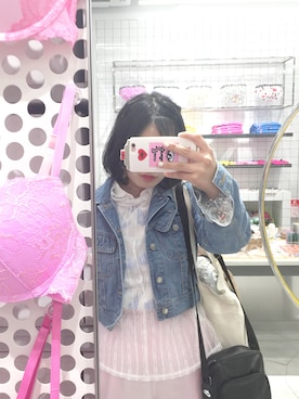 「サテンパンツ」｜「アイテム（デニムジャケット）」を使った、☾ mowkaさん（レディース・158cm）の春コーディネート