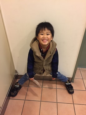 「アイテム（ベスト）」を使った、shigureさん（キッズ・110cm）の秋コーディネート