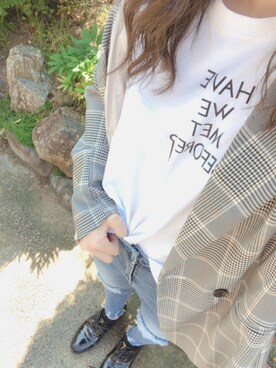 「GOGOSING（ゴゴシング）のアイテム（Tシャツ/カットソー）」を使った、asumi☺︎さん（レディース・160cm）の秋コーディネート